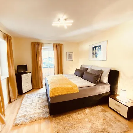 Schiestl * 乌登斯