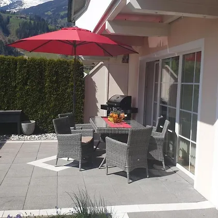 Schiestl Apartamento Uderns